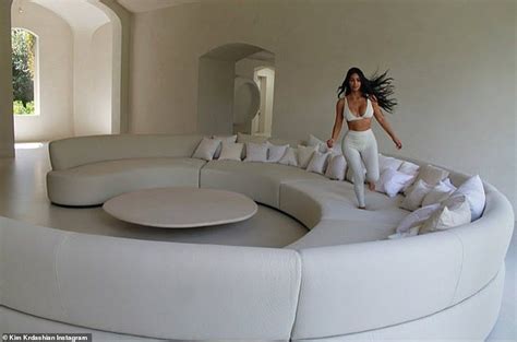 Inside Kim Kardashians Minimalist Mansion With Kanye West Minimalist