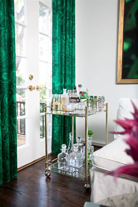 Diy and home decor blog. An Eye on Malachite - How to Get the Emerald Green Look ...