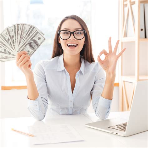 5 ways for women to become financially free and independent