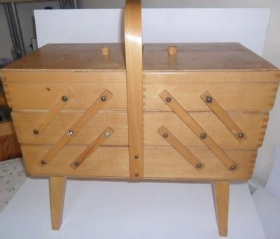 Vintage Wooden Cantilever Sewing Box S