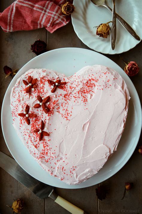 Vanilla Heart Cake Low Carb Gluten Free Living The Gourmet