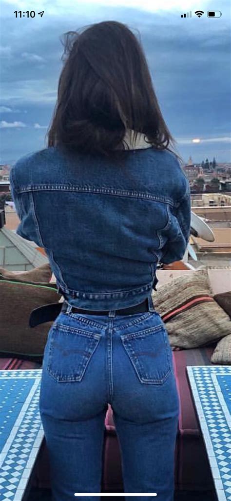 Un Bel Culo In Jeans Stretti Foto Porno