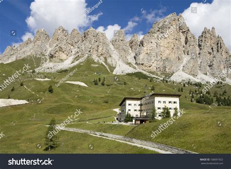 Gardena Pass A High Mountain Pass In South Tyrol