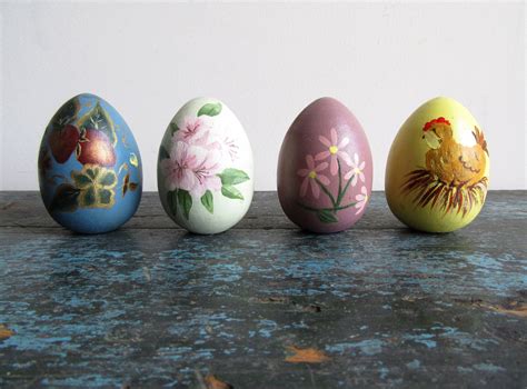 Vintage Hand Painted Wooden Easter Egg Set Painted Eggs Set Etsy