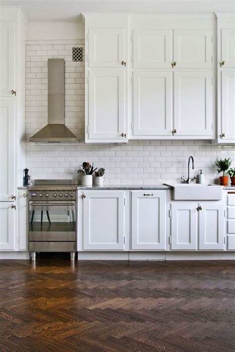 Inspirasi Top White Subway Tile Kitchen Walls Konsep Baru