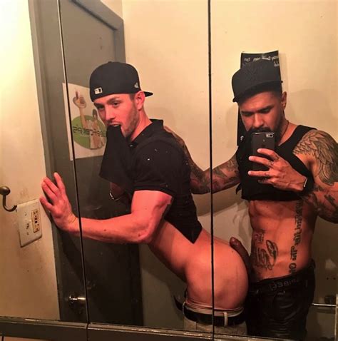 Couple Selfie Sex Porn Gwips Top Ten Of The Week Queerclick Xxxpicz