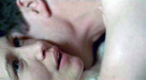 Vera Farmiga Nude In Explicit Sex Scenes