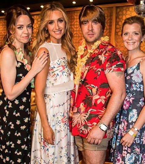 Coronation Street Cast Catherine Tyldesley Strips Off For Topless Snap