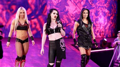 WWE Women Absolution Raw 3 19 18