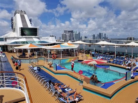 Royal Caribbean Empress Of The Seas 77 Photos And 20 Reviews Tours