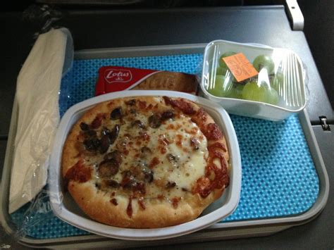 American Airlines Flight 49 Pizza Snack Dine At Joes