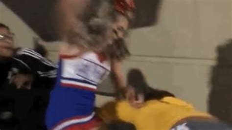 California Cheerleader Beats Up Bully In Viral Video Fight