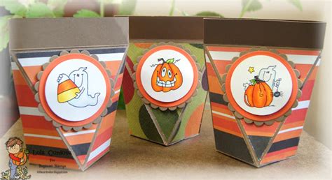 Little Card Maker Self Closing Halloween Treat Boxes