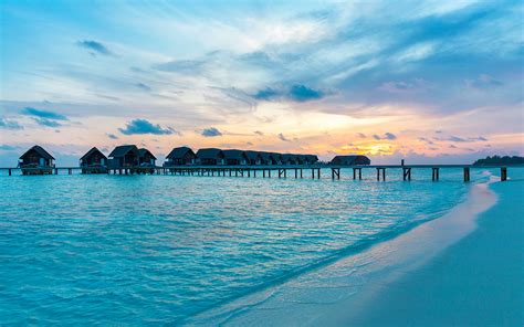 3840x2400 Maldives Resorts Huts Over Water 4k Hd 4k Wallpapers Images
