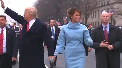 On friday, two members of trump's private security team wore street clothes to a rally in new orleans. People Spotted Something Super Creepy About Trump's Bodyguard