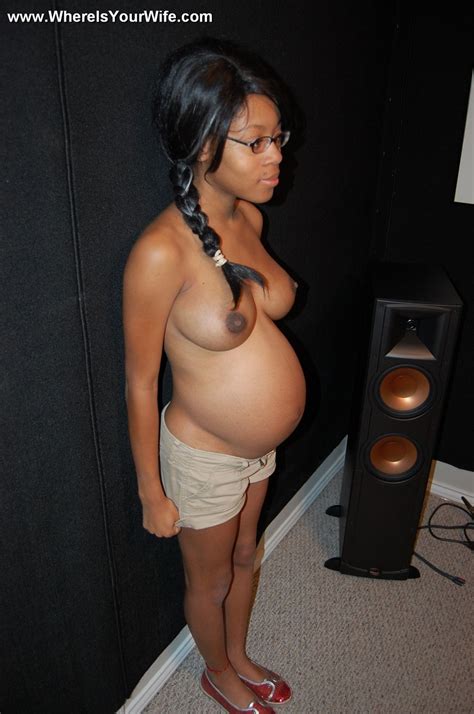 Sophia Cahill Nude Pregnant Telegraph