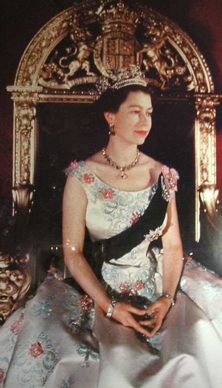 Sir walter raleigh named an american. The Young Queen Elizabeth - Royal Gowns From The 1950s ...