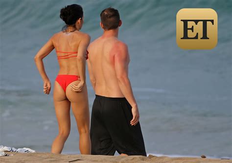 Exclusive Pics Jenna Dewan Shows Off Enviable Abs In Tiny Bikini During Pda Filled Day With