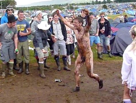 Hot Straight Guy With Nice Cock Gets Naked At Mud Festival