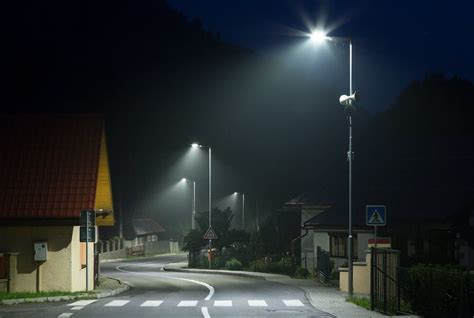 The Science Of Street Lights What Makes People Feel Safe At Night