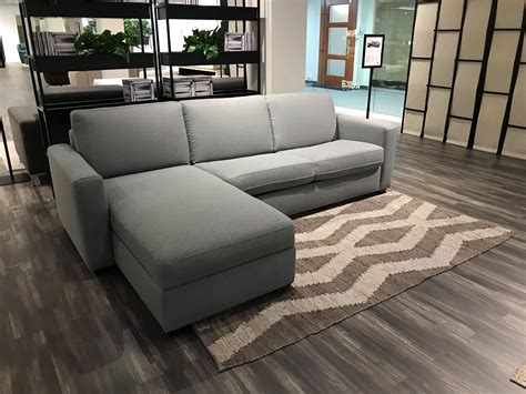 Sectionnel Montgomery Surmesure Lusine Montgomery Sectional Couch