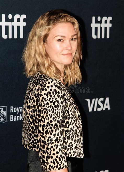 Julia Stiles At The Red Carpet Premiere Of Butcher`s Crossing Film At