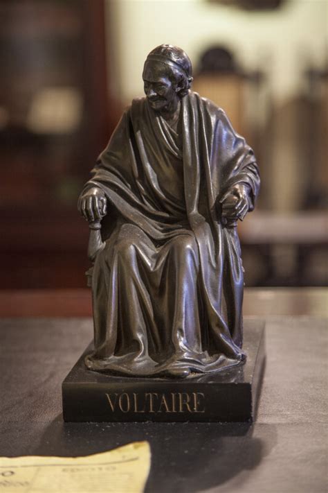 Statue Of Voltaire Clippix Etc Educational Photos For Students And