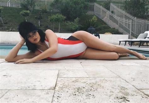 Kylie Jenner Sexy 4 Photos Thefappening
