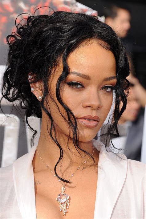 Rihanna Makeup Rihanna Riri Rihanna Style Rihanna Mode Mtv Movie Awards Best Of Rihanna