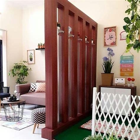 Harga partisi informa, lemari partisi informa, partisi ruangan, partisi ruangan ikea, sekat ruangan ace hardware, partisi ruangan rumah minimalis, penyekat ruangan dari kayu, pembatas. 10 Inspirasi Sekat Ruang Tamu Sederhana yang Bukan Tembok ...