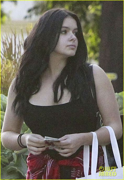 Ariel Winter Wears A Pop Of Red After Hair Appointment Photo 3976432