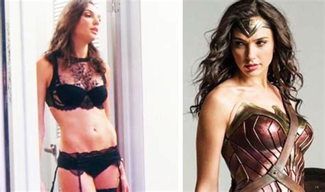 Gal Gadot Flaunts Incredible Body In Keeping Up With The Joneses Clip What A Wonder Woman