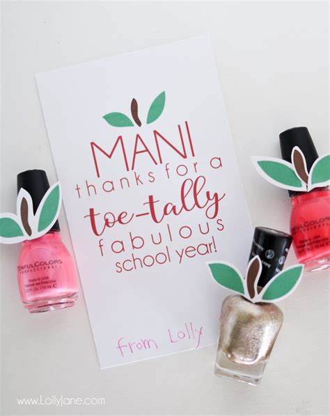 How do you make the nail salon gift cards? Teacher Appreciation Mani Thanks gift tag