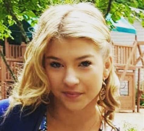 Phoebe adele gates is the youngest daughter of the second rich person on the global scale, mr. Phoebe Adele Gates Net Worth, Zodiac Sign, Age, Height And ...