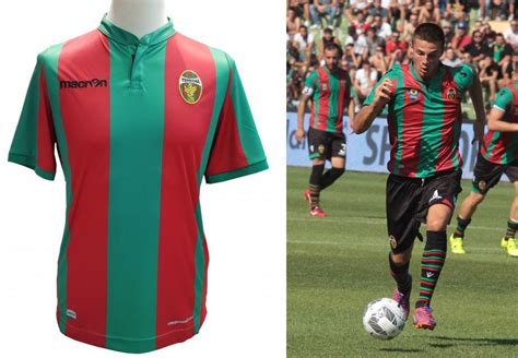 Ternana calcio, commonly referred to as ternana, is an italian football club based in terni, umbria. Maglie Ternana 2015-2016, i 90 anni delle Fere