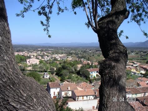 Winds variable at 1 to 14 mph (1.6 to 22.5 kph) (1.6 to 22.5 kph). Photo à Gonfaron (83590) : De la Chapelle St Quinis vers l ...