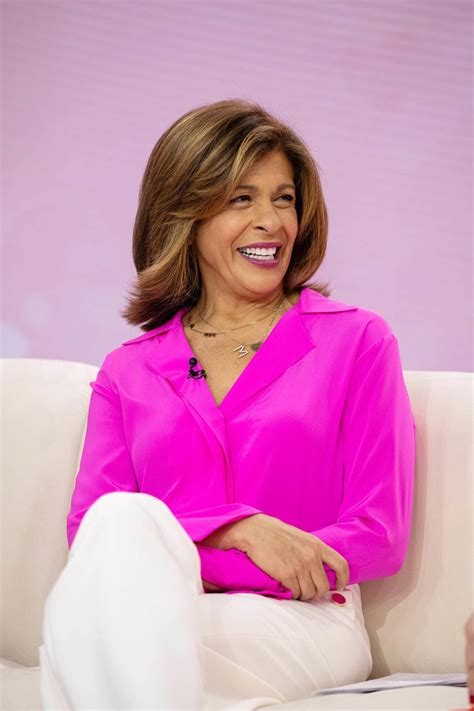 Hoda Kotb Shares A Merry Merry Matching Christmas Pic With Her Daughters