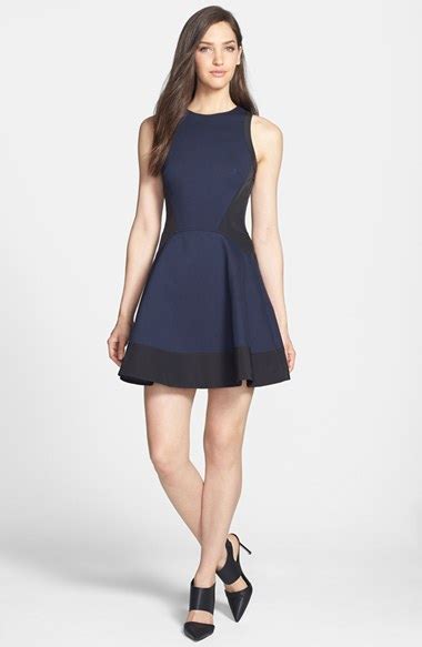 Black shoes pair well with navy suits, particularly the darker shades. Share your Engagement Photos of you in a Navy/Blue Dress