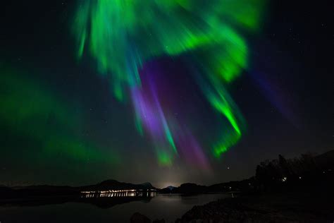 Space In Images 2015 03 Aurora Borealis On 17 March 2015