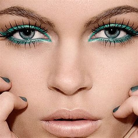 Beauty Trend To Try Coloured Eyeliner Style Etcetera