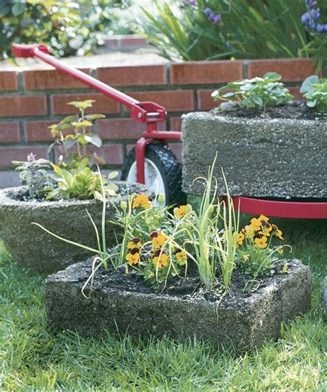 Diy jardinera con bloques de hormigón. Cómo hacer jardineras y macetas de hypertufa | Macetas ...