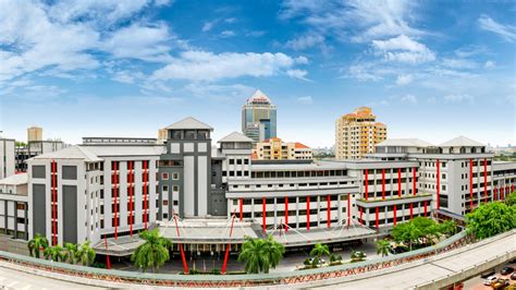In terms of services, sunway medical centre provides inpatient and outpatient specialty care as well as others like emergency services and health & wellness programmes. Sunway Medical Centre - Tourism Selangor