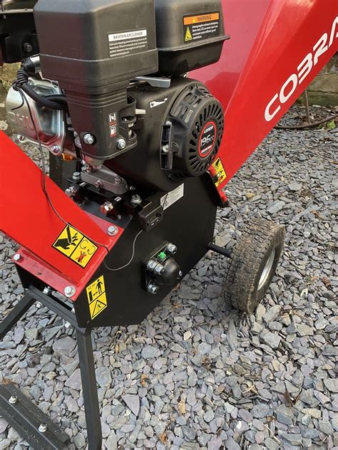 Cobra Chip650l 196cc 65hp Wood Chipper Red Up To 3 Branch Chipping