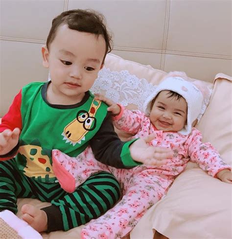 Download lagu mp3 & video: GAMBAR Comel Pipi Merah Kian Membesar, Jom Ikuti ...