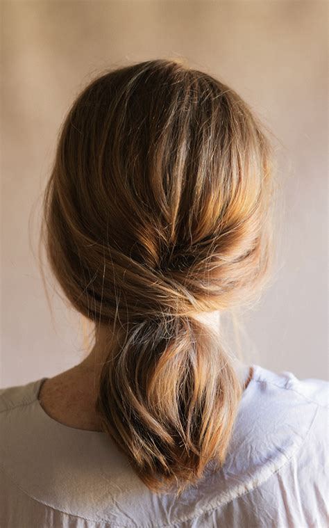 5 Minute Easy Updo for the Holidays - Say Yes