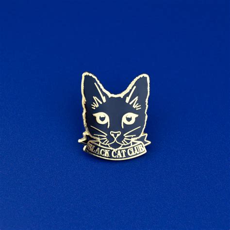 Black Cat Club Pin Luna