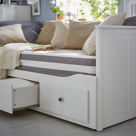 Hemnes Daybed | Best Ikea Bedroom Furniture For Small ...