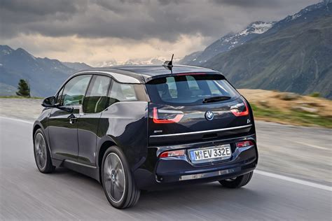 2021 Bmw I3 Review Pricing I3 Ev Hatchback Models Carbuzz