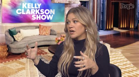 Kelly Clarkson Says Shell Ban Her Kids From Using Social Media Until