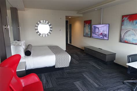 This davenport hotel is near the john deere pavilion, adler theatre and the iwireless center. Davenport Grand Hotel Spokane Review I One Mile At A Time